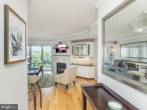 apt-1009-3101 N Hampton Dr, ALEXANDRIA, VA, 22302-1528 | Card Image