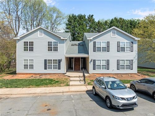 apt-c-15 Meadowood Glen Way, Greensboro, NC, 27409-2374 | Card Image