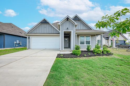 1002 Austin Bayou Dr, Hutto, TX, 78634-2476 | Card Image