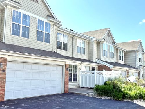2231 Colfax Ln, Indianapolis, IN, 46260-6601 | Card Image