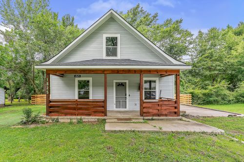 1825 N Burton Ave, Springfield, MO, 65803-5210 | Card Image