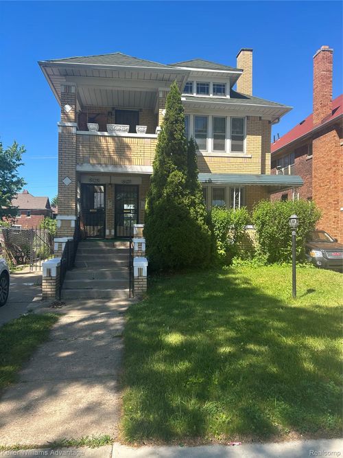 8627 Dexter Ave, Detroit, MI, 48206-2145 | Card Image