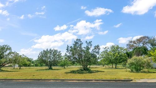 3-307 Frederick Rd, Fredericksburg, TX, 78624-2811 | Card Image