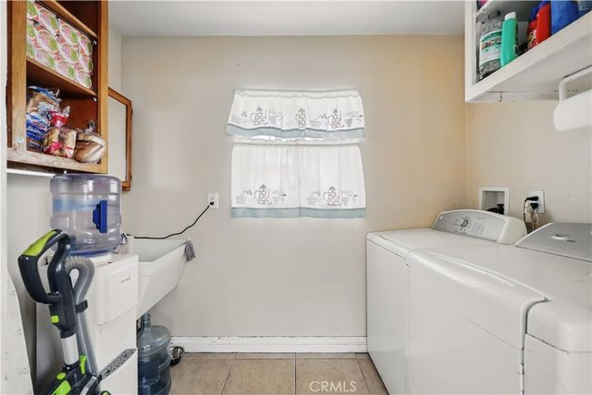 12154 Pineville St, House other with 3 bedrooms, 1 bathrooms and 2 parking in El Monte CA | Image 26