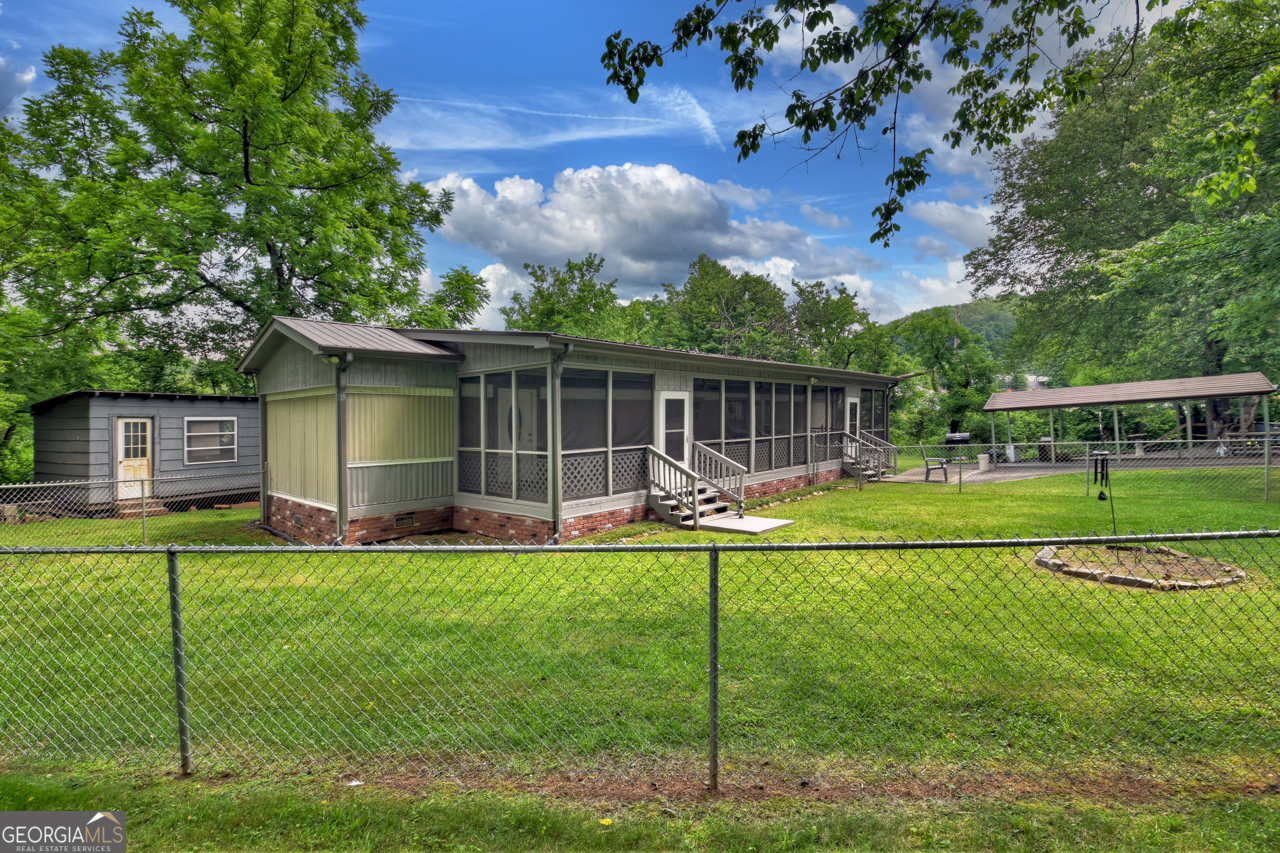 Sampson Rd, Young Harris, GA 30582