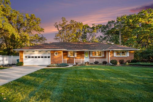 4779 Fishing Pole Ln, Vicksburg, MI, 49097-9749 | Card Image