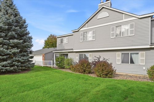 7698 157th St W, Apple Valley, MN, 55124-7093 | Card Image