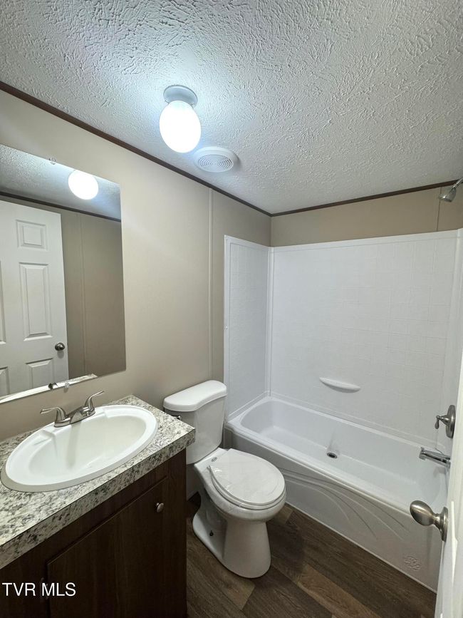 236 Redwood Dr, House other with 4 bedrooms, 2 bathrooms and null parking in Raven VA | Image 8