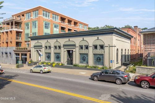 260 Broadway, Saratoga Springs, NY, 12866-4275 | Card Image