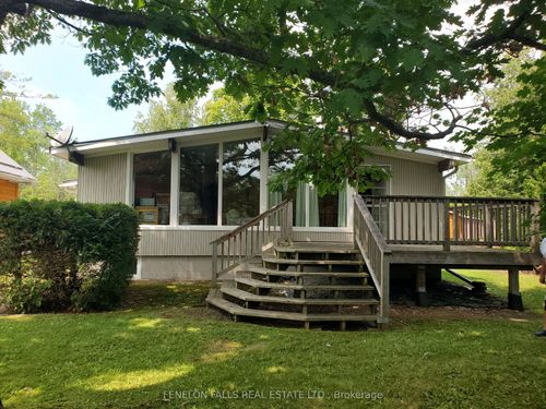 9 Gold St, Fenelon Falls, ON, K0M1N0 | Card Image