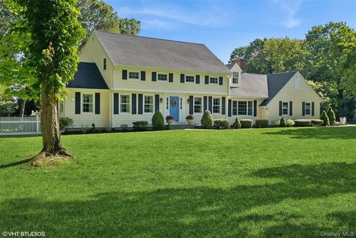 2 Hawk Dr, Lloyd Harbor, NY, 11743-9750 | Card Image