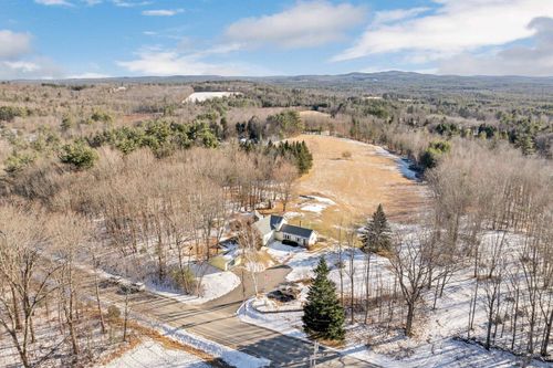 86 Stone Hill Rd, Limerick, ME, 04048-3915 | Card Image