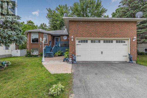 31 John Dillingno St, Victoria Harbour, ON, L0K2A0 | Card Image