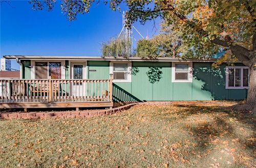 115 W Marshall St, Sweet Springs, MO, 65351-1324 | Card Image