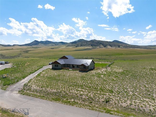 38 Clark Dr, House other with 3 bedrooms, 3 bathrooms and null parking in Three Forks MT | Image 15