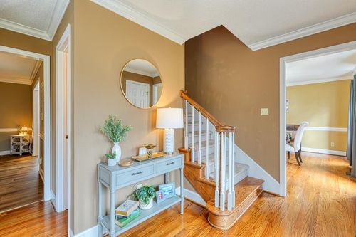 225 W Killarney Lk, Moore, SC, 29369-9012 | Card Image