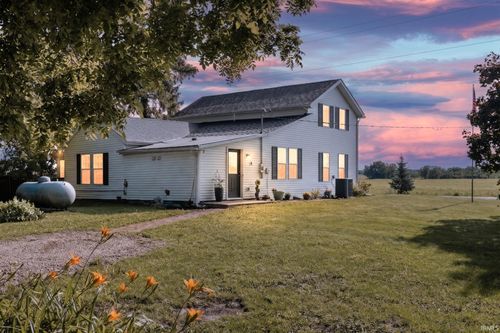 7634 N 300 W, West Lafayette, IN, 47906-9642 | Card Image