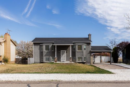 275 E 400 N, Parowan, UT, 84761-7728 | Card Image