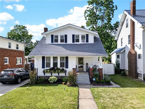 1138 W 6th St, Lorain, OH, 44052-1451 | Card Image