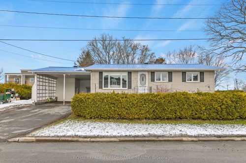 313 Cecile Blvd, Hawkesbury, ON, K6A1N7 | Card Image