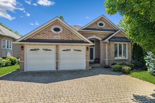 2428 Salcome Dr, Oakville, ON, L6H7N5 | Card Image
