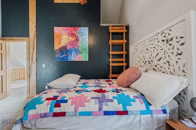 featuring hidden loft area | Image 39