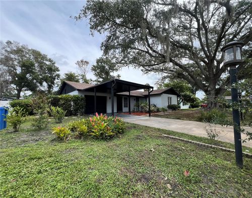 7703 W Hiawatha St, Tampa, FL, 33615-3311 | Card Image