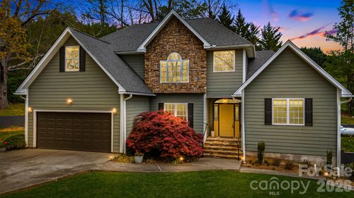 44 Goughes Branch Rd, Leicester, NC, 28748-5145 | Card Image