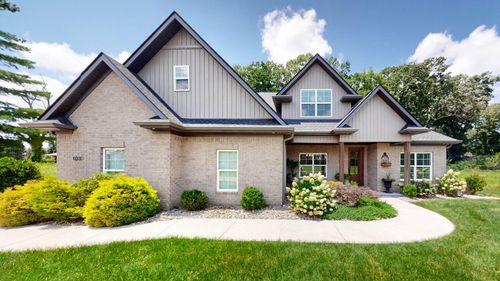 1031 Southwind Dr, Paducah, KY, 42001-7004 | Card Image