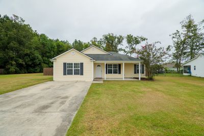 525 Bryson Circle, House other with 4 bedrooms, 2 bathrooms and 2 parking in Hahira GA | Image 3