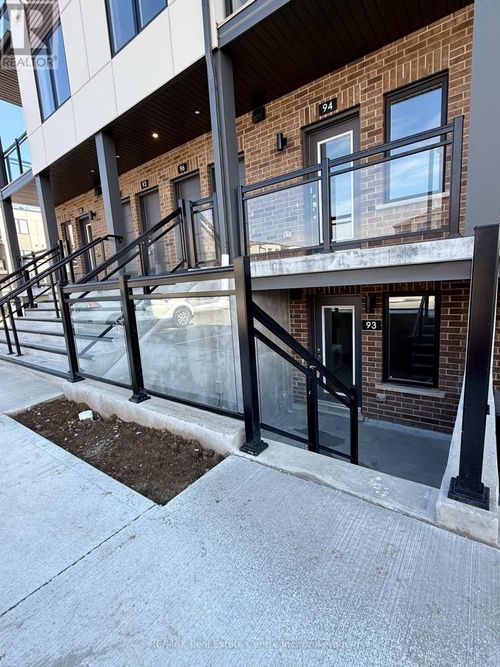 93-940 St David Street N, Centre Wellington (Fergus), ON, N1M0L7 | Card Image