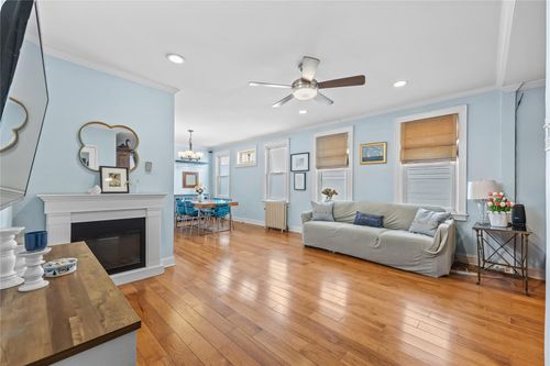 70 Olcott St, Forest Hills, NY, 11375-6639 | Card Image