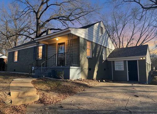 3084 Saint Charles Dr, Memphis, TN, 38127-7214 | Card Image