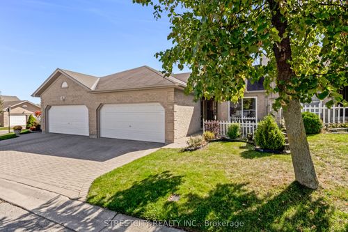 34-861 Shelborne St, London, ON, N5Z5C5 | Card Image