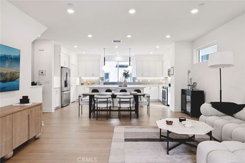 1699 Coral Sea Ln, San Pedro, CA, 90732-6110 | Card Image