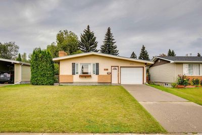 611 Agate Cres Se, House detached with 3 bedrooms, 2 bathrooms and 2 parking in Calgary AB | Image 1