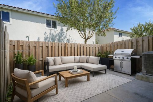 149 Ne 3rd Ct, Florida City, FL, 33034-2277 | Card Image