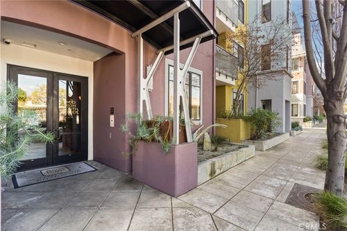 114-800 High St, Palo Alto, CA, 94301-1041 | Card Image