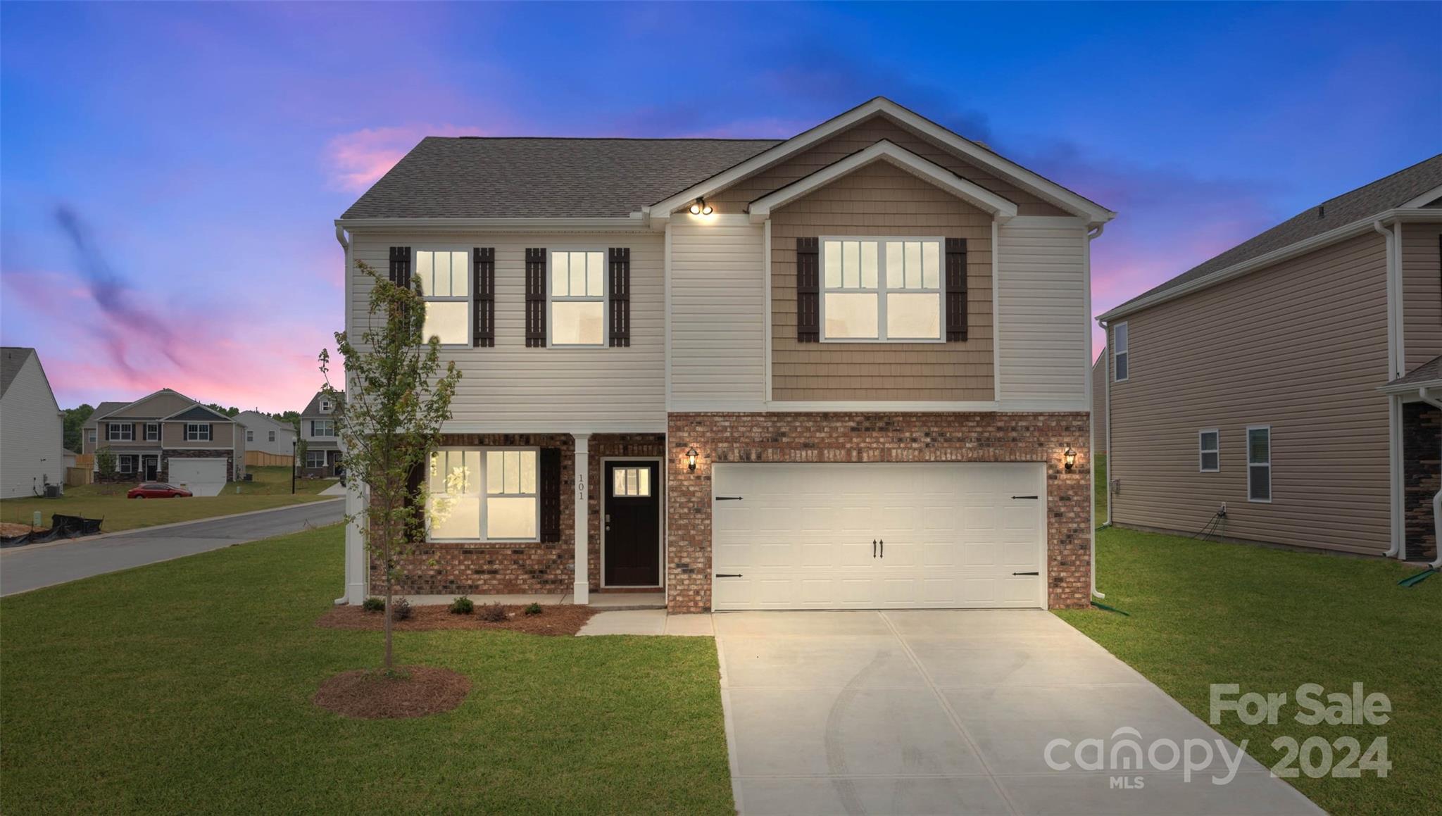 Queen Valley Way, Waynesville, NC 28786