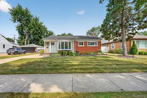 4112 Durham Rd, Royal Oak, MI, 48073-1980 | Card Image