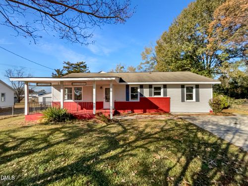 5142 Meadowbrook Dr, Fayetteville, NC, 28304-5826 | Card Image