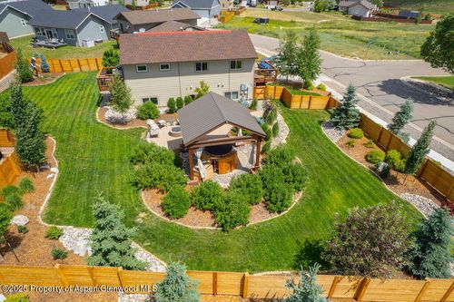 337 Lakeview Rd, Hayden, CO, 81639-5092 | Card Image