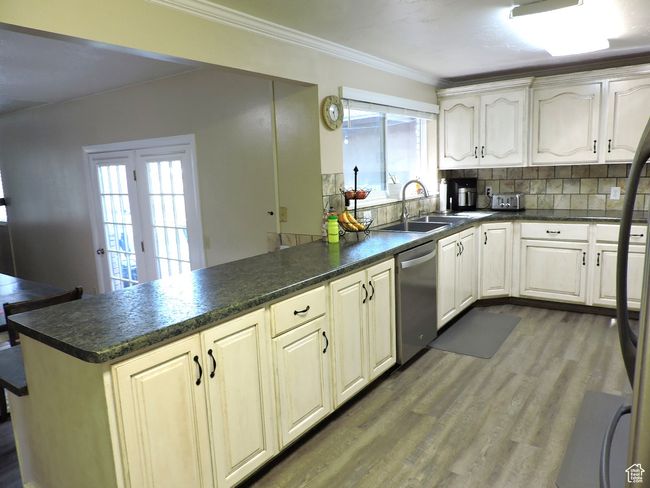 Kitchen | Image 7