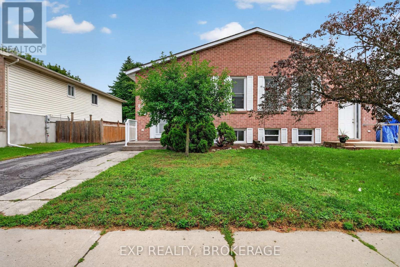Residential in Kingston (City Northwest) 4