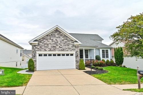 6916 Birkenhead Pl, GAINESVILLE, VA, 20155-3032 | Card Image