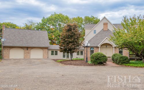 1281 Windfield Dr, Williamsport, PA, 17701-9305 | Card Image