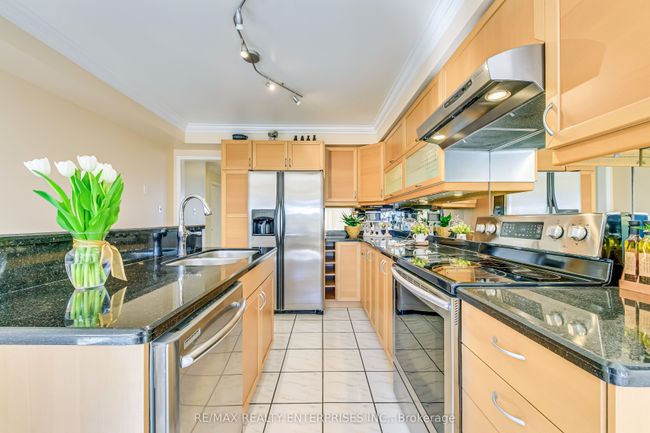 1389 Winterbourne Dr, House other with 6 bedrooms, 4 bathrooms and 2 parking in Oakville ON | Image 11