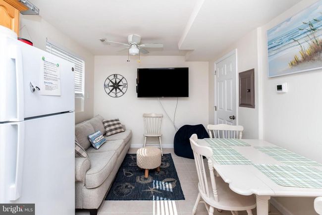 UNIT-106 - 2207 Surf Ave, Townhouse with 1 bedrooms, 2 bathrooms and null parking in North Wildwood NJ | Image 6