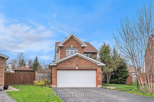 29 Woodford Way, Nepean, ON, K2J4B9 | Card Image