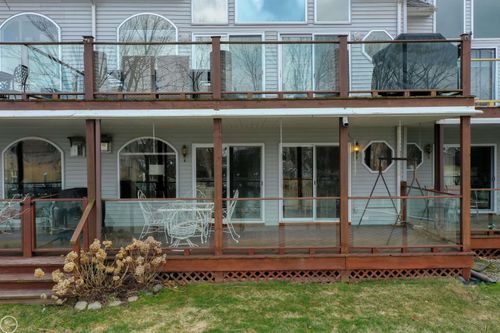 37814 Jefferson Ave, Harrison Township, MI, 48045-2698 | Card Image